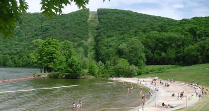 Whippoorwill Retreat At Raystown Lake Just Down The Road From James Creek