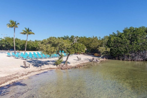 Dbl Master |Oceanview |Jacuzzi |Beach |Marina |BBQ