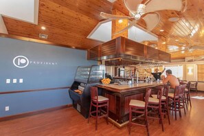 Bar (on property) - Dbl Master |Oceanview |Jacuzzi |Beach |Marina |BBQ (Tavernier)