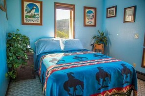 4 bedrooms, iron/ironing board, travel cot, free WiFi