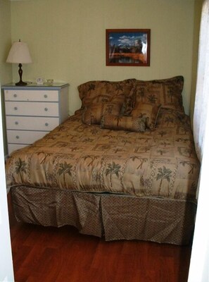 1 bedroom, WiFi, bed sheets