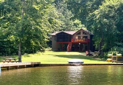 Amazing Waterfront Home in Private setting!