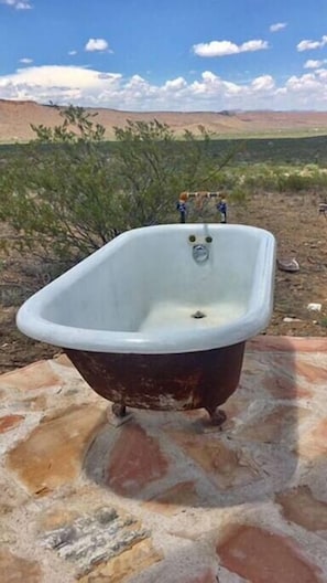 Outdoor Tub