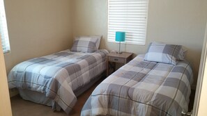 3 bedrooms, desk, iron/ironing board, WiFi