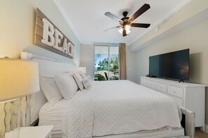 2 slaapkamers, een strijkplank/strijkijzer, reisbedje, gratis wifi