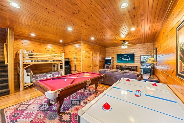 Spielezimmer