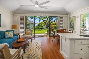 Smart-TV, DVD-spiller og filmbibliotek