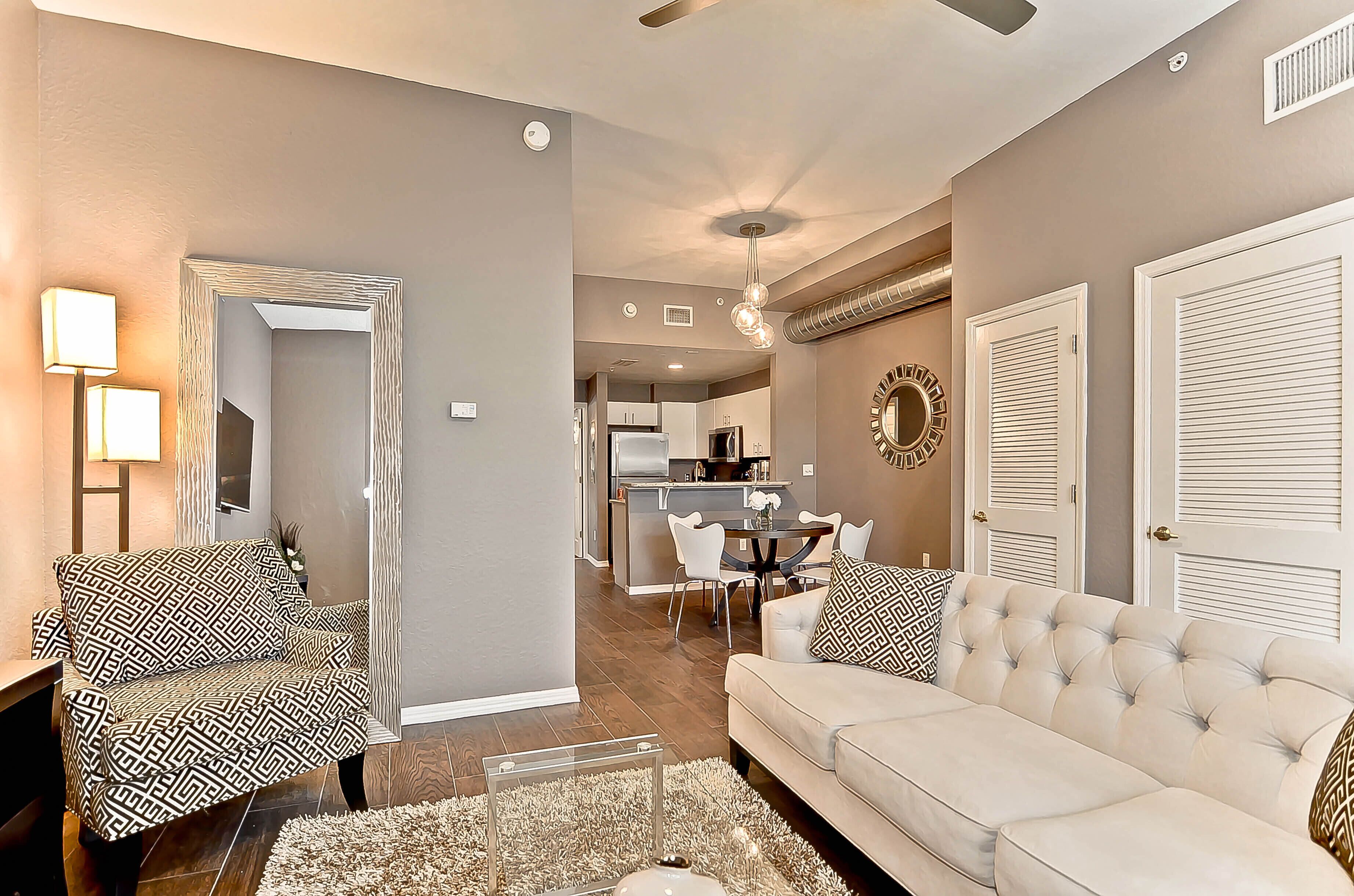 TV connectée, cheminée