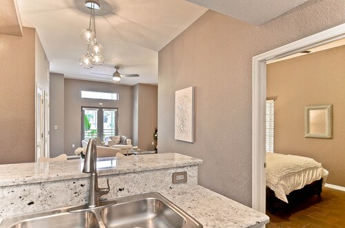 Affordable modern luxury - 2 BD / 2 Baths in YBOR City - Downtown Tampa