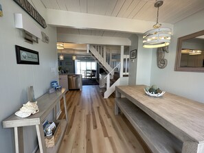 Dining - Sandy Paws Beach House. Pet Friendly! Completely renovated in 2024! (Dewey Beach)