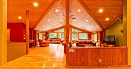 Luxe Scenic le 12 Acres privé au Grand & Beautiful Natapoc Lodge