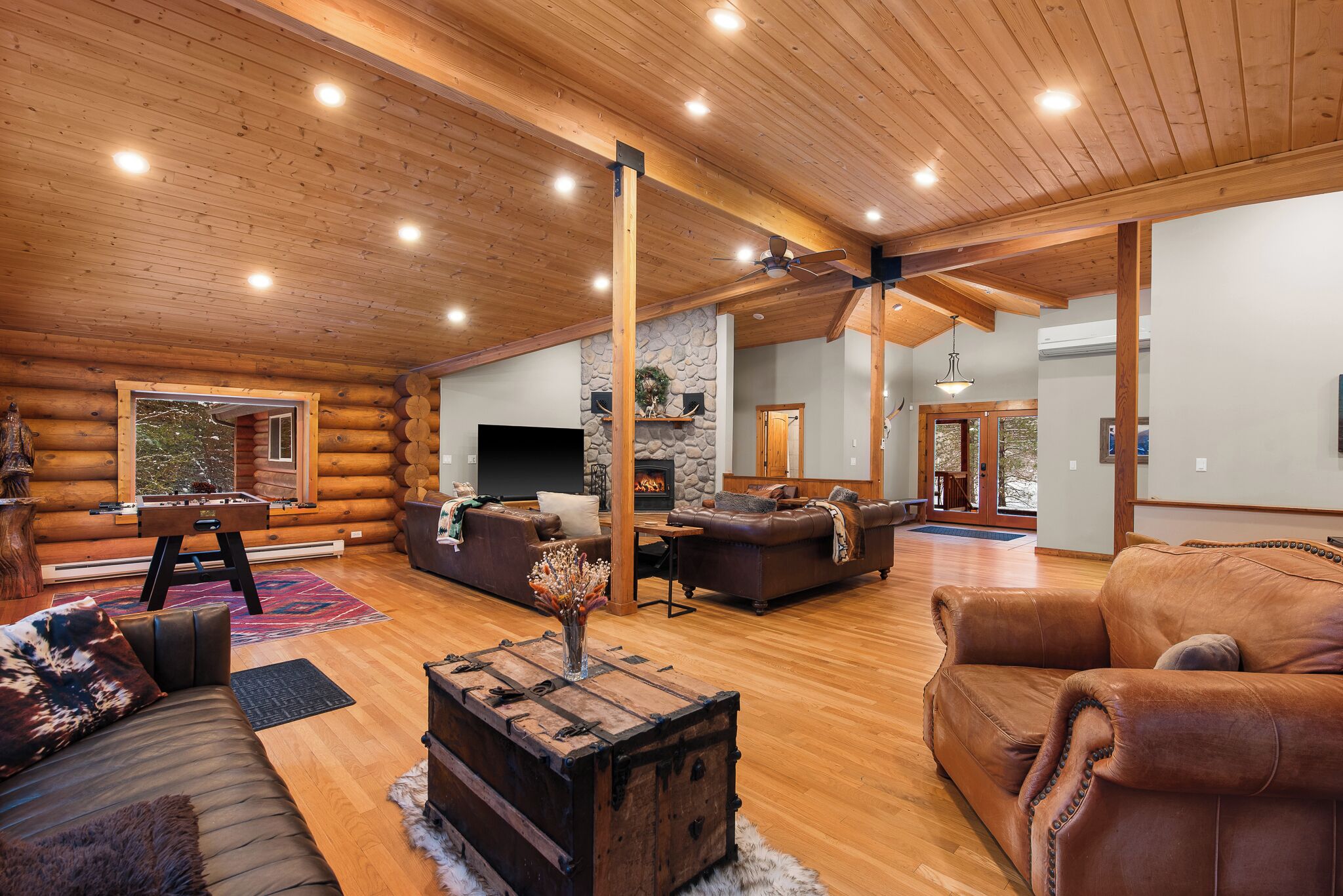 Smart TV, fireplace, DVD player, foosball