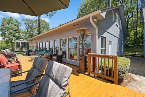 Viehättävä ranta Normanin koti 