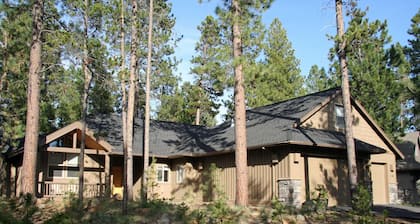 Executive Lodge Koti