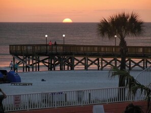 Am Strand, Liegestühle, Strandtücher