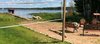 Waterfront Cabin With Sand Beach On Pristine Shell Lake