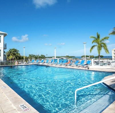 CASA MAR VISTA AL MAR VILLA! VOTADO MEJOR ALQUILER EN KEY LARGO! ESTILO COSTERO CHIC!