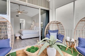 3 bedrooms, iron/ironing board, travel crib, free WiFi