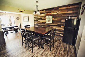 Dining - Beautiful 5 Bedroom, 3 Bath Lake Home  (Maple Lake)