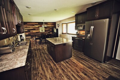 Beautiful 5 Bedroom, 3 Bath Lake Home 