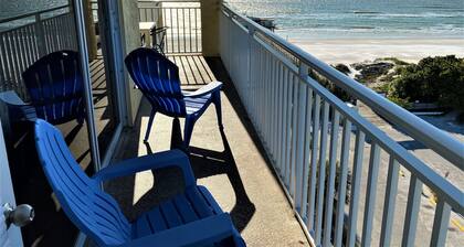 Fantastic Gulf View! On the beach! 3 Bdrms, 3 Baths, Great Pool and Hot Tub