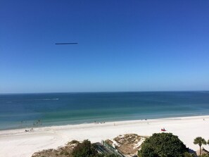 Am Strand, Liegestühle