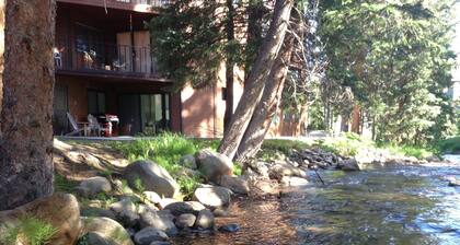 New Ground Level Riverfront Suite - Walk to Village!