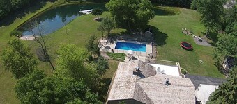 "Retreat" 7 1/2 Acre yksityinen Estate   