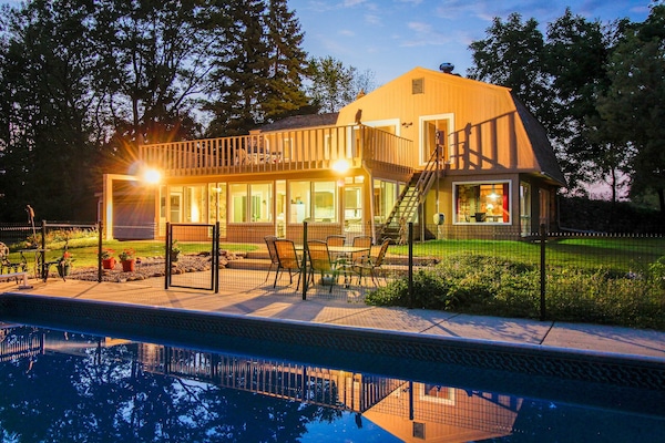 Piscina all'aperto, una piscina riscaldata