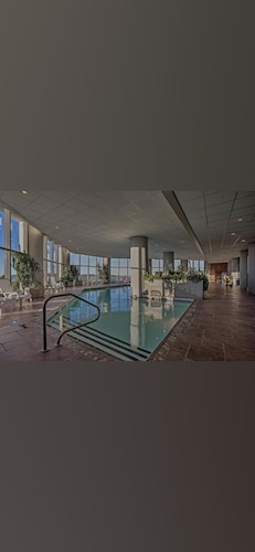 Spectacular Mile High View,Free Wifi-Pool-Smart Tvs-W&D-Gym-No hidden fees !