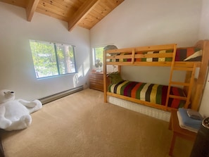 4 chambres, Wi-Fi gratuit, draps fournis