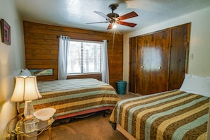 3 bedrooms, iron/ironing board, free WiFi, bed sheets
