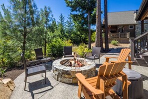 Terrace/patio - Central Location w/ Suncadia Pool Access (Cle Elum)