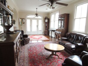 Interior - 1929 Beautifully Renovated Home 4 Blocks From Ferry to French Quarter (New Orleans)