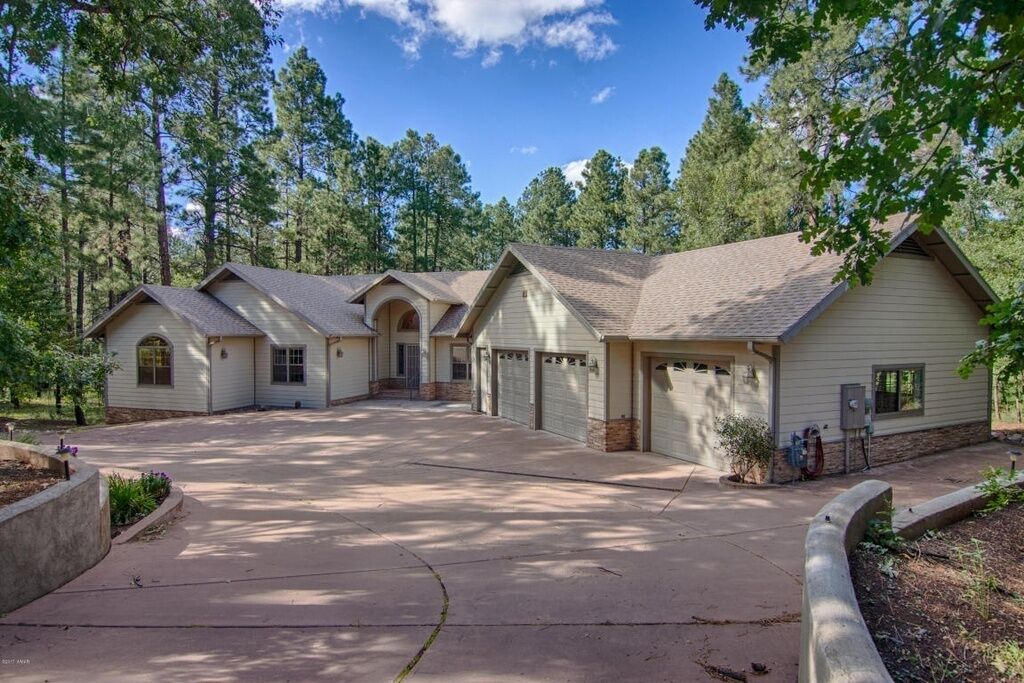 Beautiful Vacation rental on Golf course!
