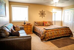 6 chambres, fer et planche à repasser, Wi-Fi gratuit, draps fournis