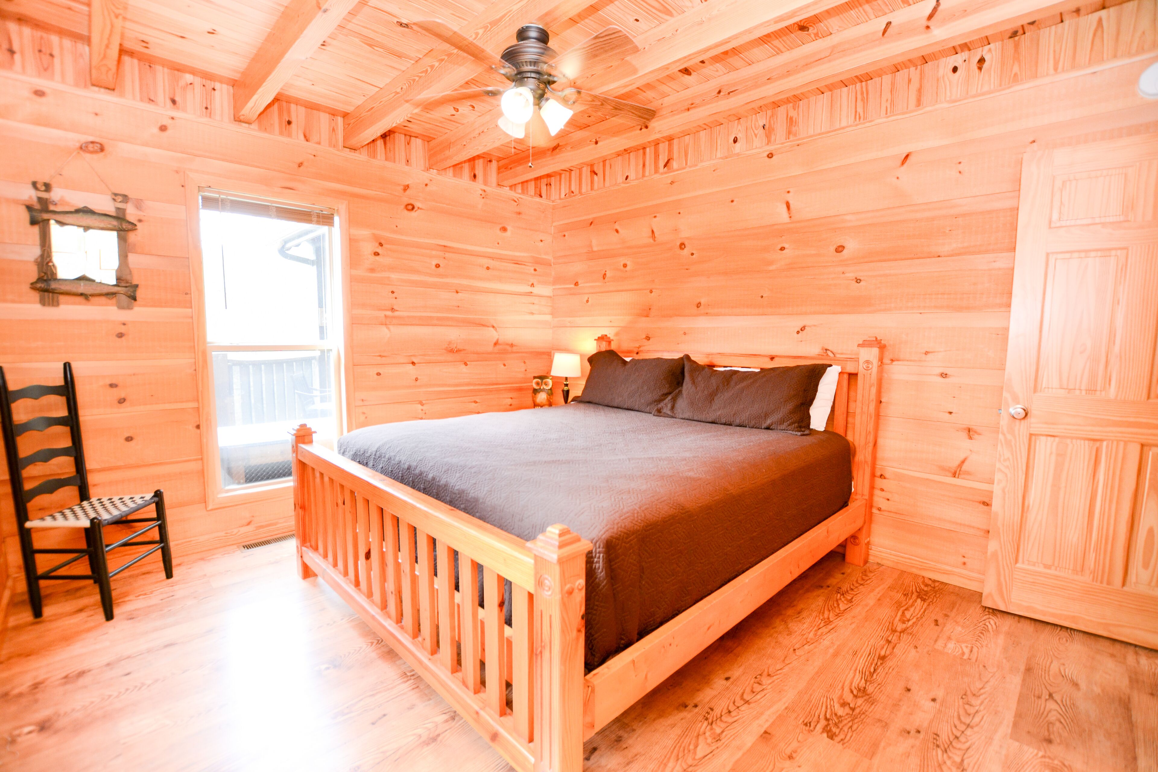 4 bedrooms, desk, travel crib, free WiFi
