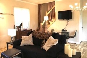 TV, DVD player - The Garden Cottage. (Stilwell)