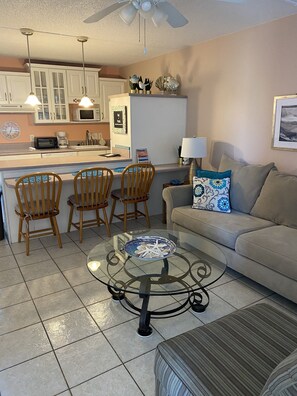 TV, DVD player, stereo - Directly on the Beach (Fort Walton Beach)