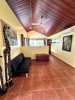 Interior - Tropical Oceanfront Half Acre 2 Houses & 2 Pools (Esterillos Oeste)