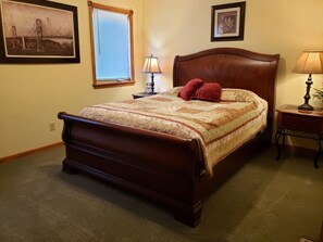4 bedrooms, iron/ironing board, free WiFi, bed sheets - Spacious Family Place with Game Room, Great Fishing & Sunsets + a Nearby Winery  (Dassel)