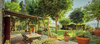 Affittacamere Maria Gabriella, B&B and Holiday Home in Val d'Orcia