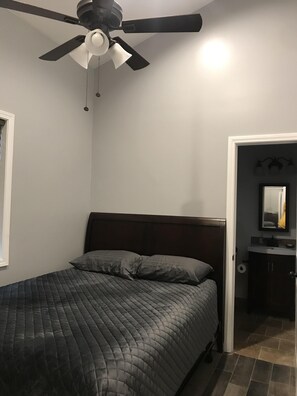 1 bedroom, Internet, bed sheets - GUEST HOUSE - DAILY RATE (Los Angeles)