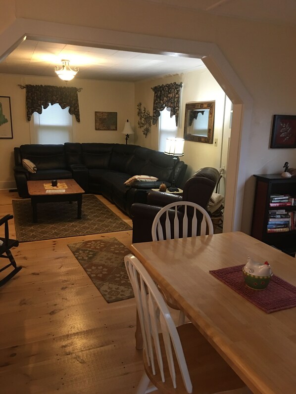 Smart TV, DVD player, books