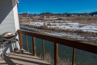   Amazing Town Home Right on San Juan River, Big Views, Near Town, Central A/C