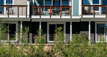 Amazing Town Home Right on San Juan River, Big Views, Near Town, Central A/C