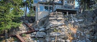 Dynamite View that will have you feeling like you are sitting in the osprey nest