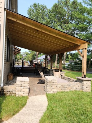 Terrace/patio - Ocean Retreat -  Rustic style house  w/pool (Rehoboth Beach)