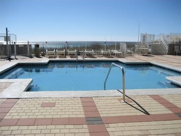 Gulf Front Pool