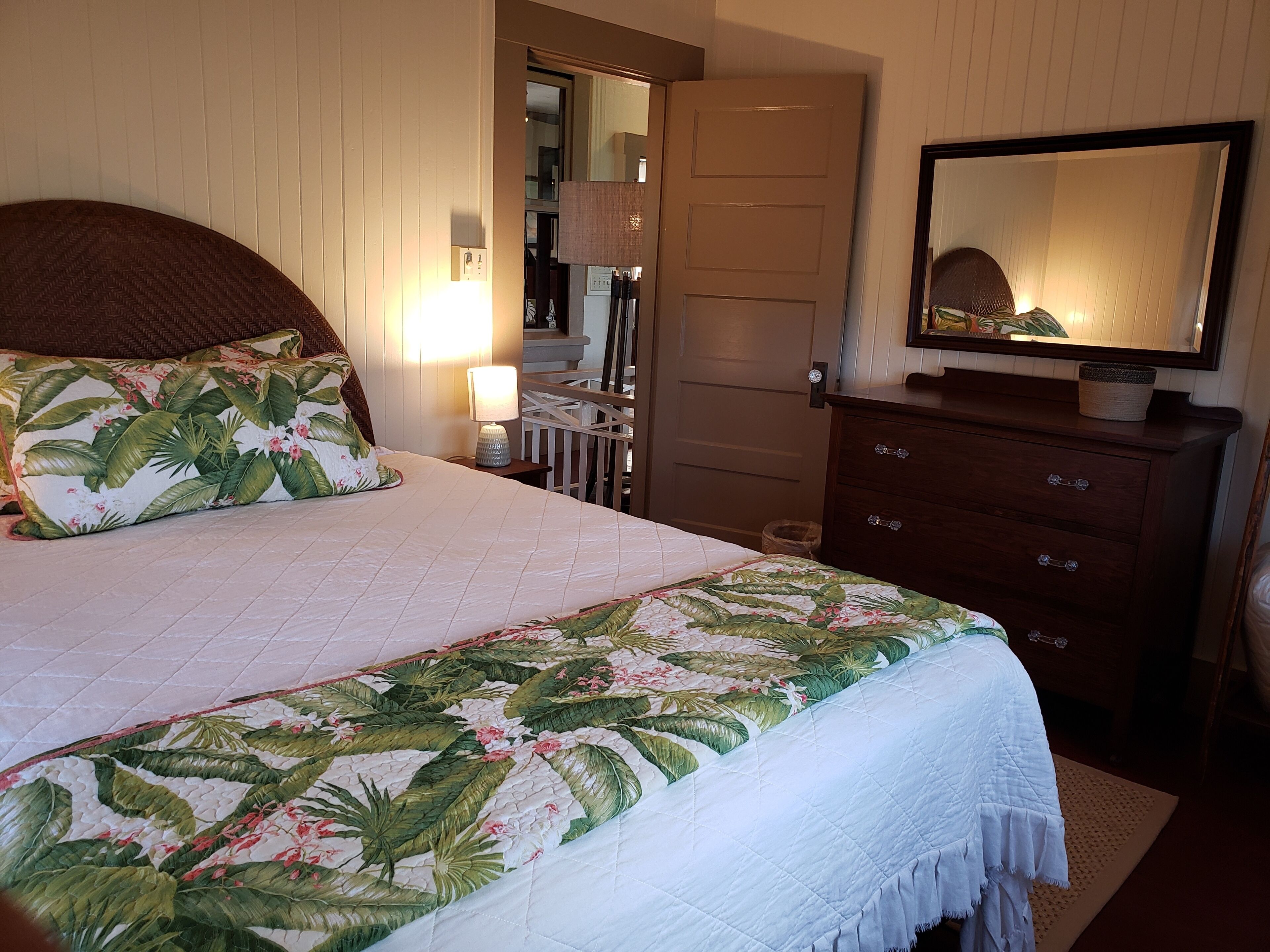 2 bedrooms, desk, free WiFi, bed sheets